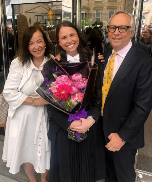 What a wonderful day! 🎉

Dr. Weinberg and Dr. Schiffer’s youngest daughter, Jessica, was officially called to the Bar and is now a fully fledged lawyer. They couldn’t be more proud of her incredible achievement.

Congratulations, Jessica! Wishing you all the success and happiness as you begin this exciting new chapter in your legal career. ✨